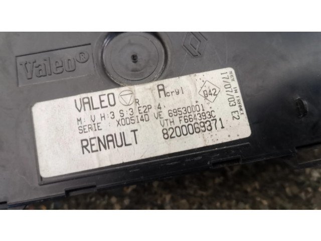 Блок управления климат-контролем 8200069371   Renault Clio II