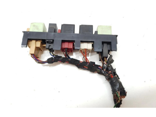 Блок предохранителей  7N0937503A, 7N0937503A   Skoda Octavia Mk2 (1Z)    