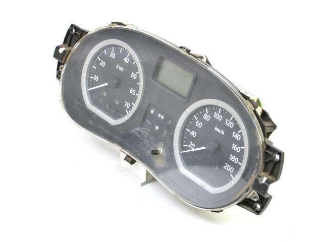 Панель приборов 8200650541 Dacia Logan I