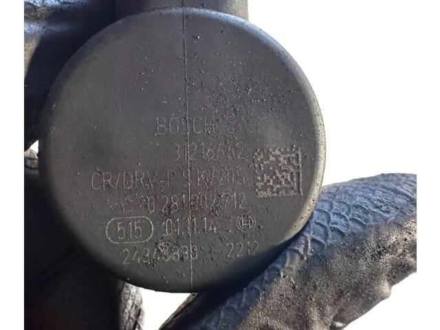 Топливная рампа 30757146, 004431L2   Volvo XC90  