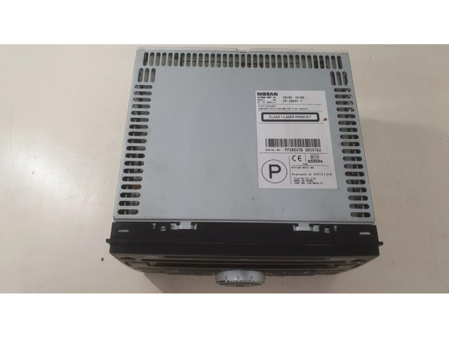 Радио/ проигрыватель CD/DVD / навигация