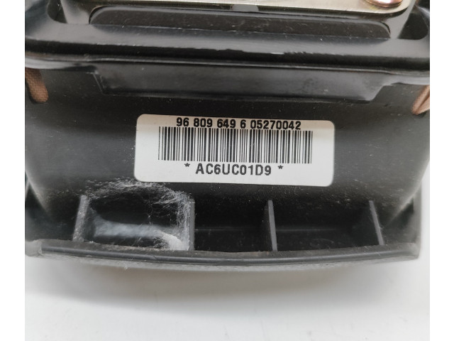 Подушка безопасности водителя 96809649 Chevrolet Captiva