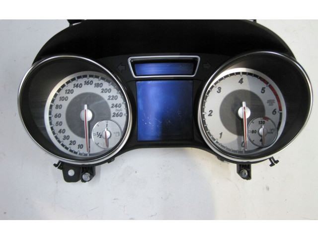 Přístrojová deska  Mercedes-Benz CLA C117 X117 W117 2013   