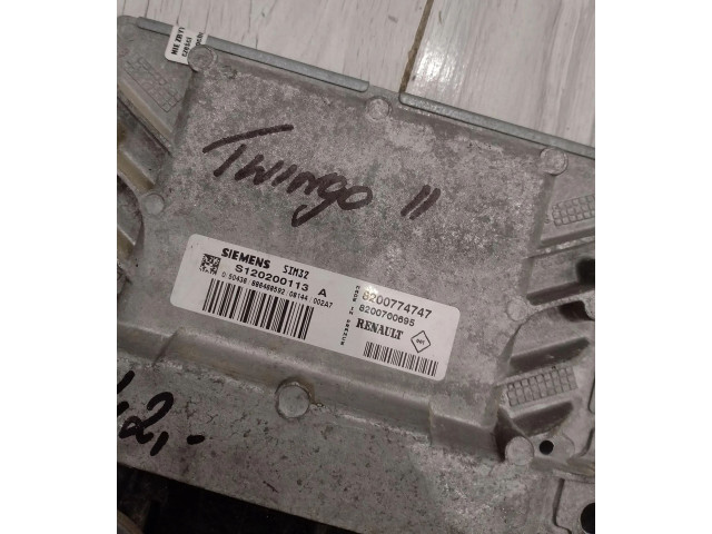 Блок управления двигателем Блок управления S120200113A Renault Twingo II