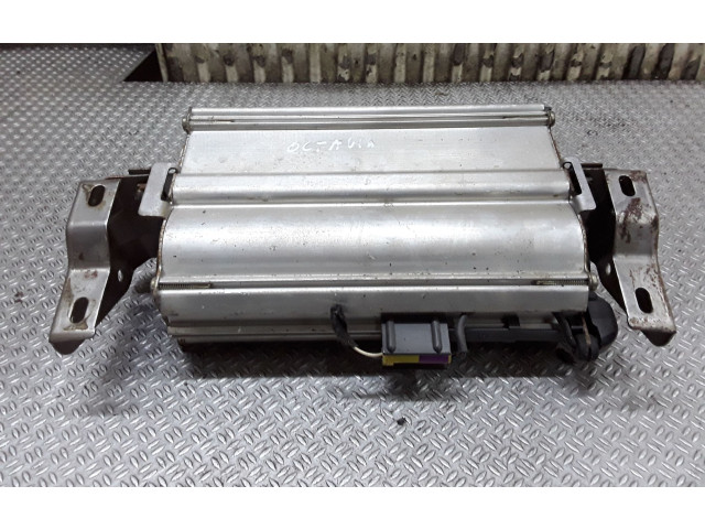 Подушка безопасности пассажира    Skoda Octavia Mk1 (1U)