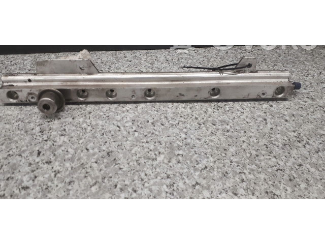 Vstřikovací lišta 9186836 Volvo S80