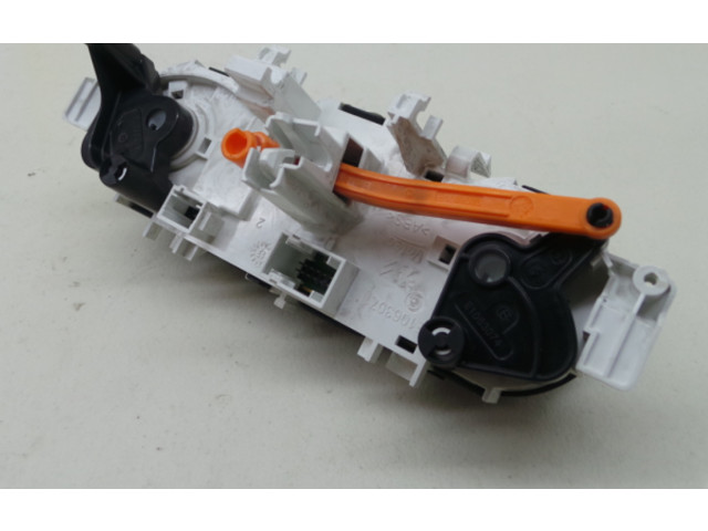 Блок управления климат-контролем 96722483ZD, T1013332G Peugeot 2008 I