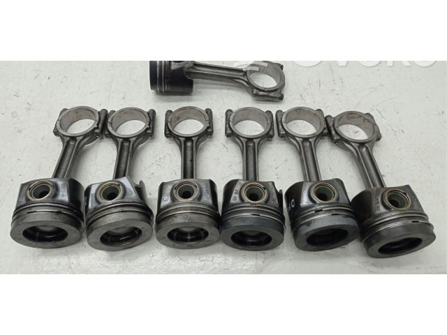 Шатун Volkswagen PASSAT B8