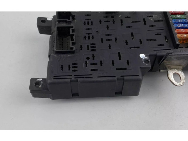 Блок предохранителей 8678449, 518829015 Volvo S80