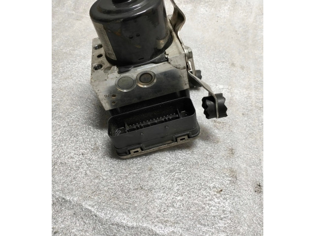 Блок АБС 6875412   BMW  X3 F25  2010 - 2017 года