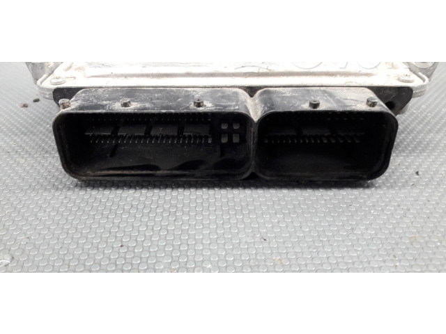 Блок управления двигателя 0281017806 Lancia Delta