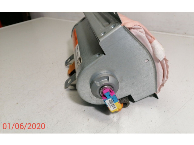 Надувная подушка для пассажира