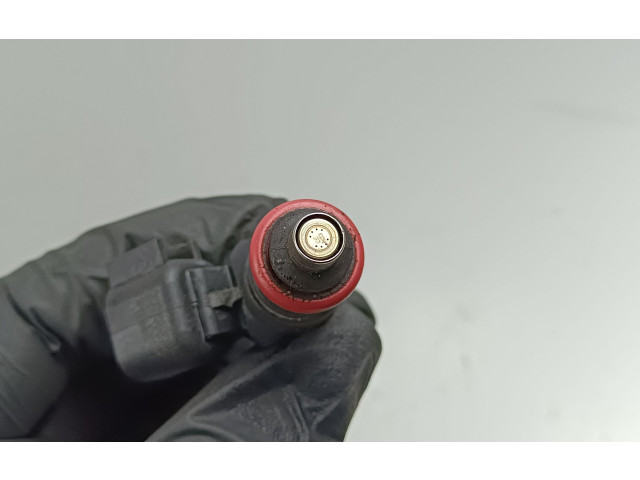 Форсунка 05281427AA Jeep Grand Cherokee WL