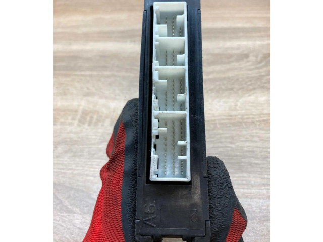 Блок управления двигателем Блок управления 89560B2190, 1122006800 Daihatsu Cuore