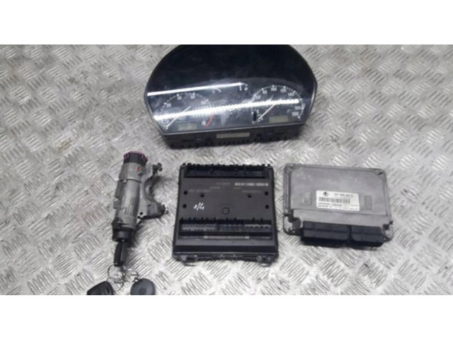 Комплект блоков управления 047906033G Skoda Fabia Mk1 (6Y)