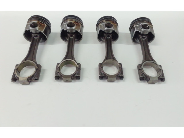  Поршень    Volkswagen Golf VII  