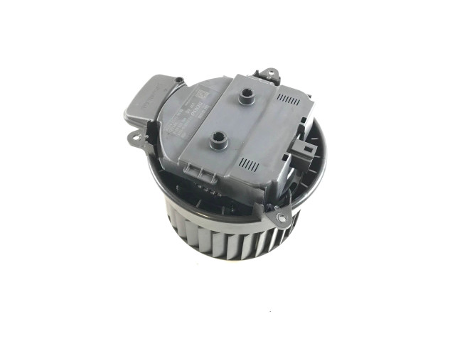 Вентилятор печки    4H2820021B   Audi A7 S7 4G