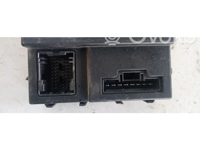 Блок комфорта 284B2EB   Nissan Navara D40   