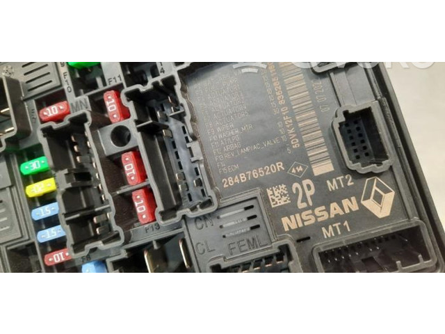 Блок предохранителей 284B76520R Dacia Sandero III