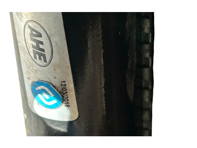 Радиатор охлаждающей жидкости 51917614, 51917614 Lancia Delta III 2008 - 2014 года