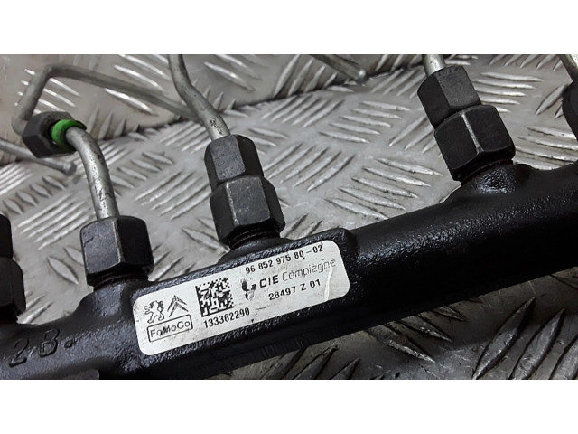 Топливная рампа 968529758002 Peugeot 2008 I