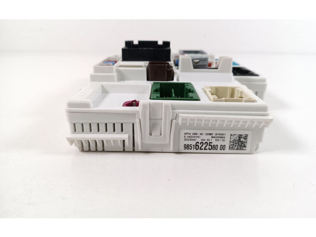 Блок предохранителей 9851622580 Citroen C5 X