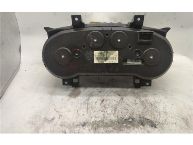 Přístrojová deska Fiat Punto (199) 2013