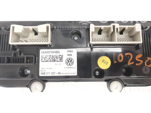 Блок управления климат-контролем 3AA907044BA, 5HB011257   Volkswagen Passat Alltrack