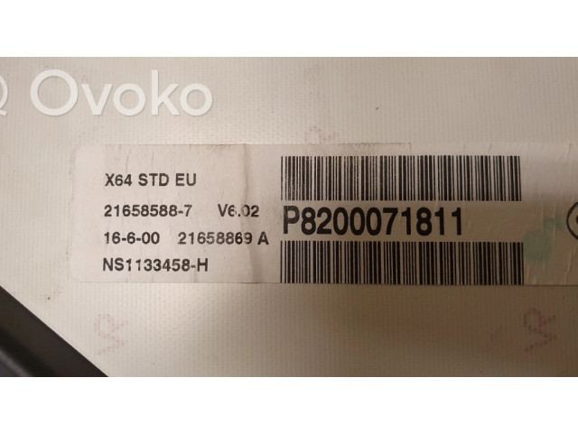 Панель приборов P8200071811 Renault Scenic I