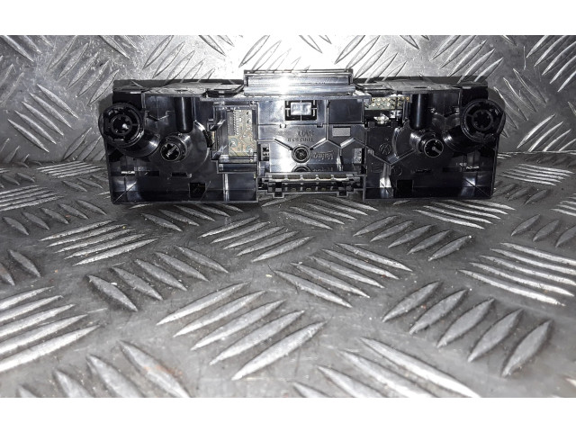 Блок управления климат-контролем 6V0820045C Skoda Fabia Mk3 (NJ)