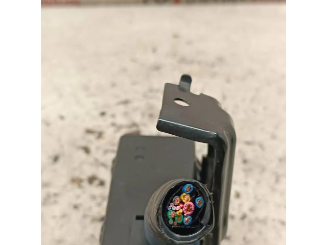 Pojistková skříňka Honda HR-V 2016