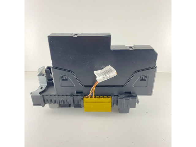 Pojistková skříňka A2049005201 Mercedes-Benz C W204 2009