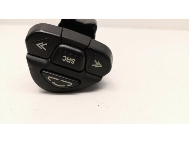 Кнопки рулевого колеса