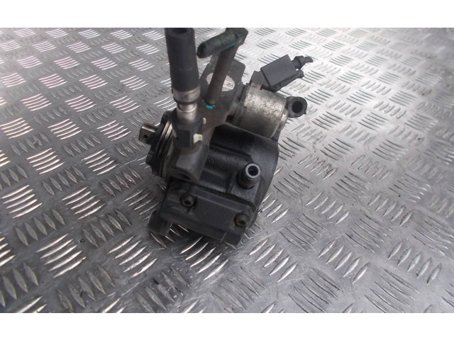 Топливный насос 96868903, 9422A040A   Chevrolet Orlando  