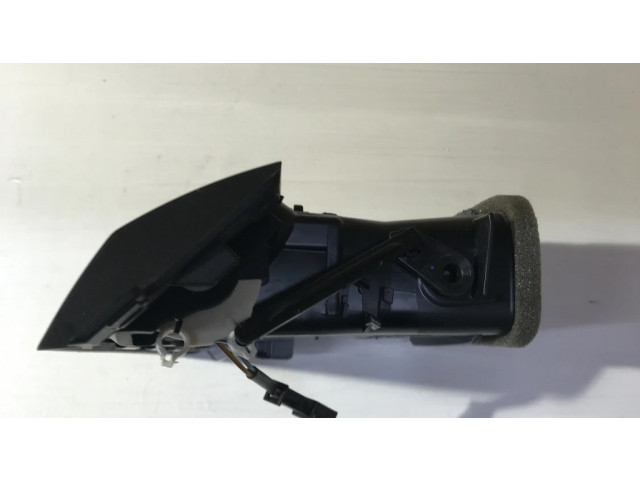 Боковая воздушная решётка