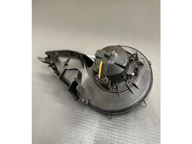 Вентилятор печки       Volvo V70