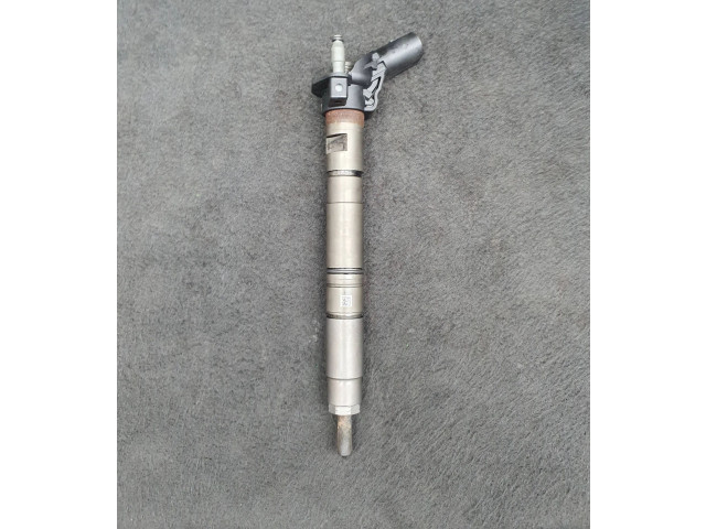 Vstřikovač 057130277AM Audi A8 S8 D4 4H CDSB