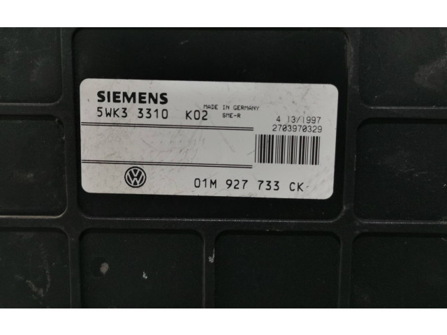 Блок управления коробкой передач 01M927733CK, 5WK33310K02 Audi A3 S3 8L