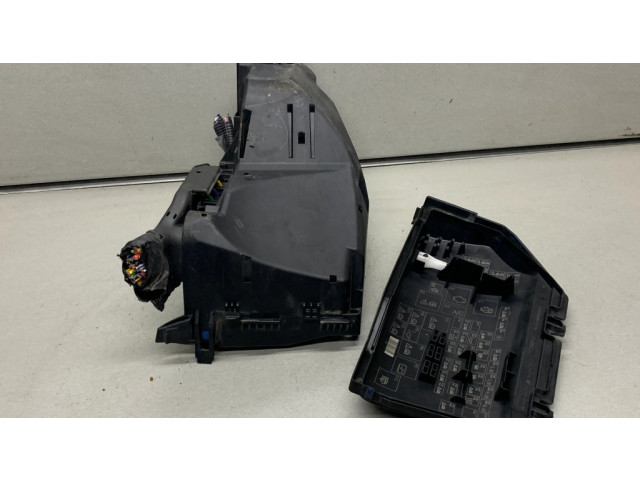 Блок предохранителей 6G9T13A076CA Ford Galaxy