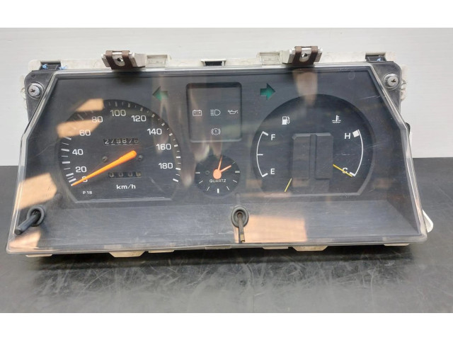 Přístrojová deska  Toyota Starlet (P70) III 1987 83200-10120, 257700-8750  