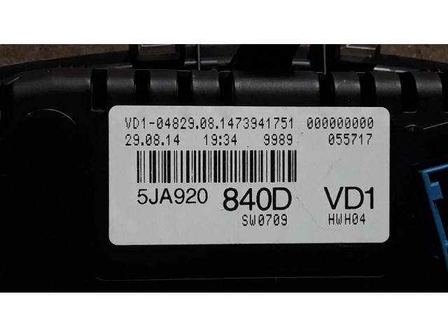 Панель приборов 5JA920840D   Skoda Rapid (NH)       