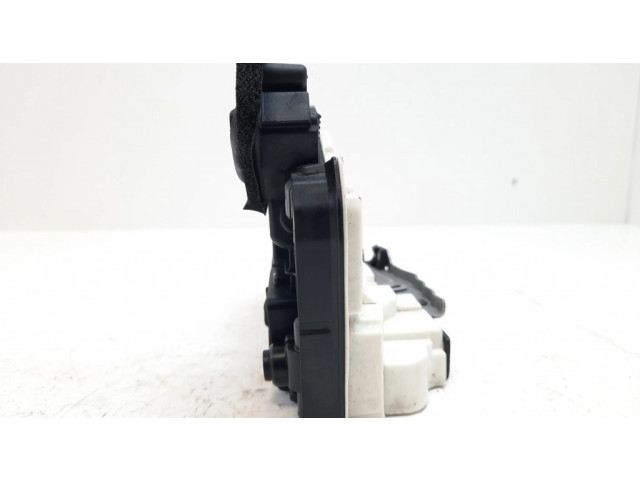 Задний замок