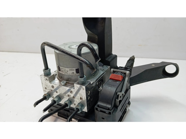 Блок АБС 5A6DC77 BMW 1 F40 2019- года