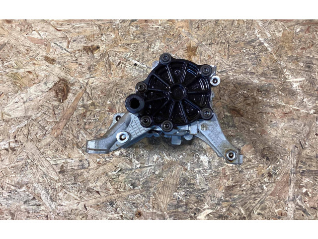 Масляный насос   851375607  BMW 3 F30 F35 F31 