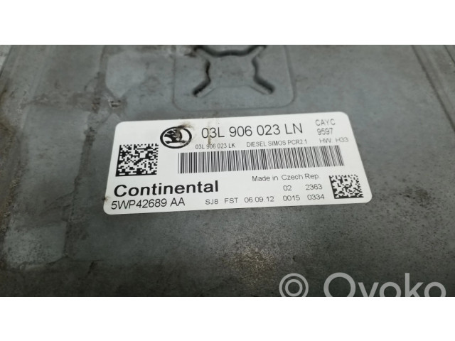 Řídící jednotka 03L906023LN, 03L906023LK   Skoda Rapid (NH) 2012