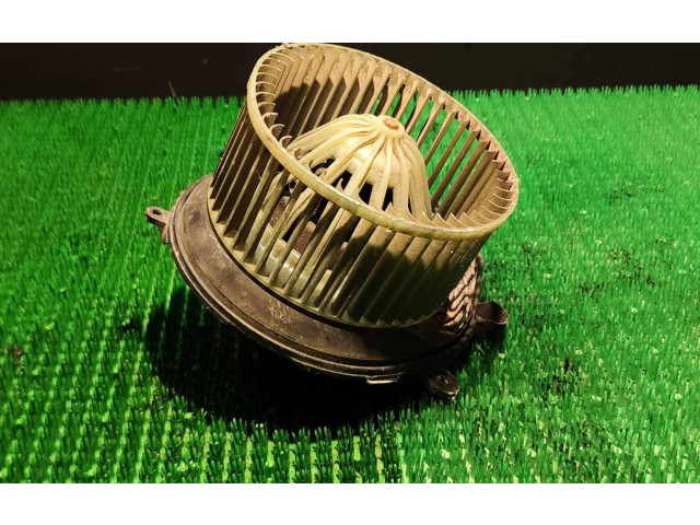 Вентилятор печки 740221233F, 8D1820021 Volkswagen Caddy