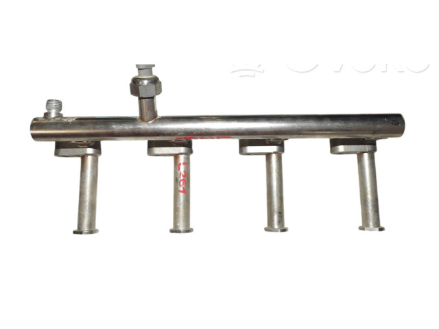 Топливная рампа 31303496, P31303876   Volvo XC90  