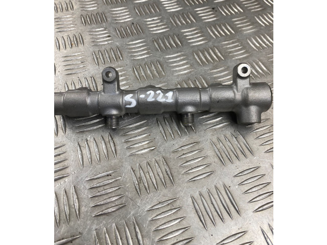 Vstřikovací lišta 059130090EB Audi A8 S8 D5