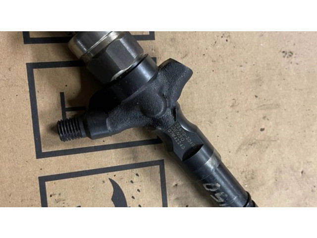 Vstřikovač 2367030400, 07M42240 Toyota Land Cruiser (J150) pro naftový motor 3.0