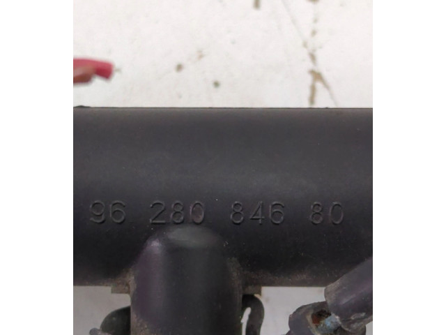 Магистральная трубка топлива Peugeot 607 - года